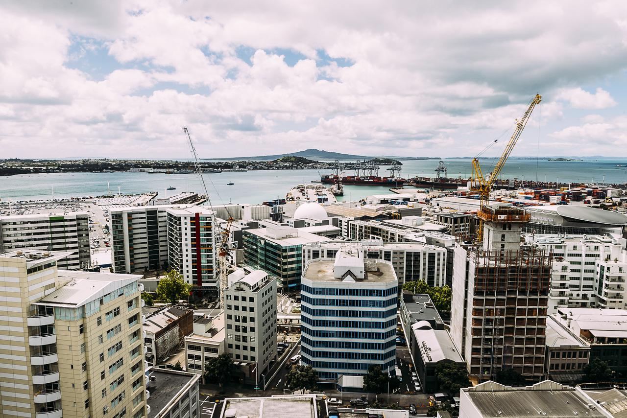 The Quadrant Hotel & Suites Auckland Exterior photo